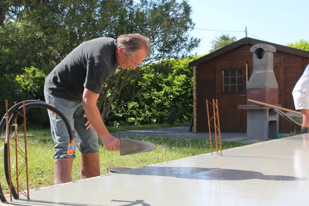 Ouvrier travaillant pour Mar & Co 17